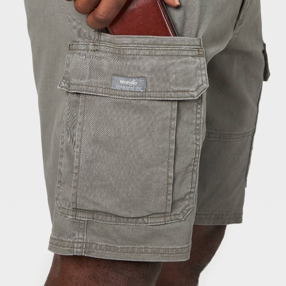 NEW PLUS SIZE Wrangler Shorts - Picture 3 of 7